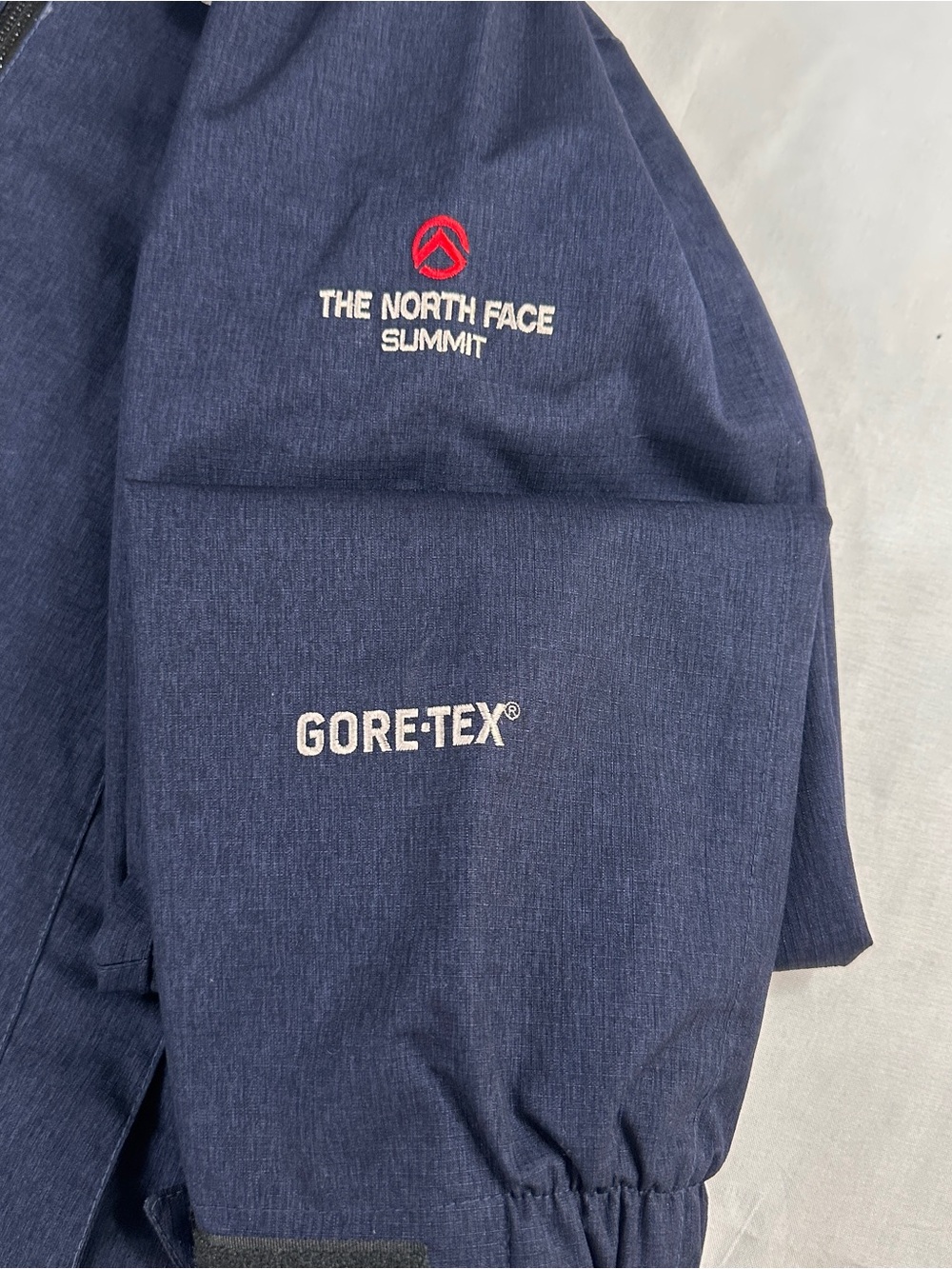 The North Face Men's Summit Series Gore-Tex Navy Blue Ski Snow Jacket Size S - Picture 4 of 11